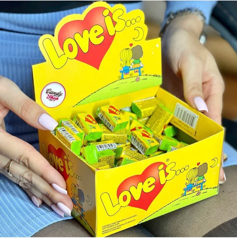 LOVE IS Coconut & Pineapple Flavored Bubble Gum 1 BOX 4,2g x 100pcs, Sweet Gift