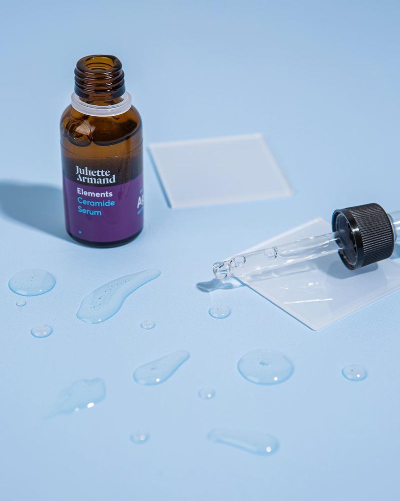 Juliette Armand Veido Serumas su Keramidais, drėkina ir apsaugo odos barjerą, tuo pat metu jis naikina odos trūkumus ir raukšles bei pagerina odos struktūrą