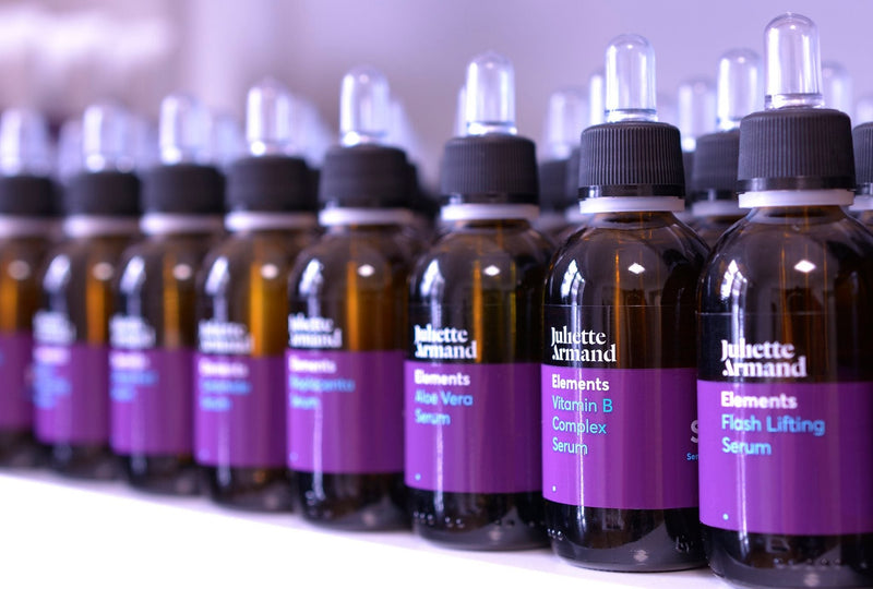 Juliette Armand Raminamasis Veido Serumas su Vitaminų B Kompleksu, skirtas sudirgintai ir jautriai odai